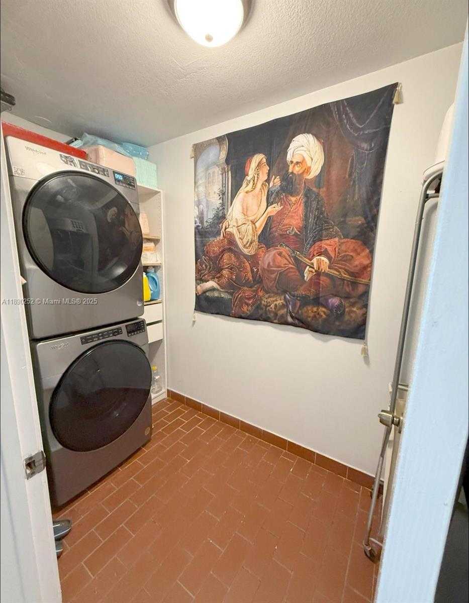 Small Image of 16841 NORTH WEST 80TH CT, Miami Lakes Number 30