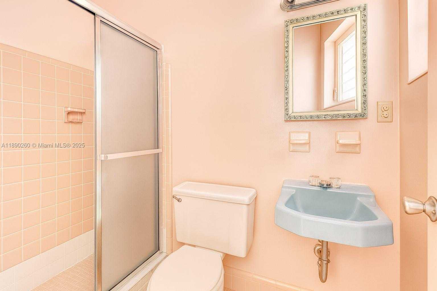 Small Image of 1265 NORTH WEST 187TH ST, Miami Gardens Number 11