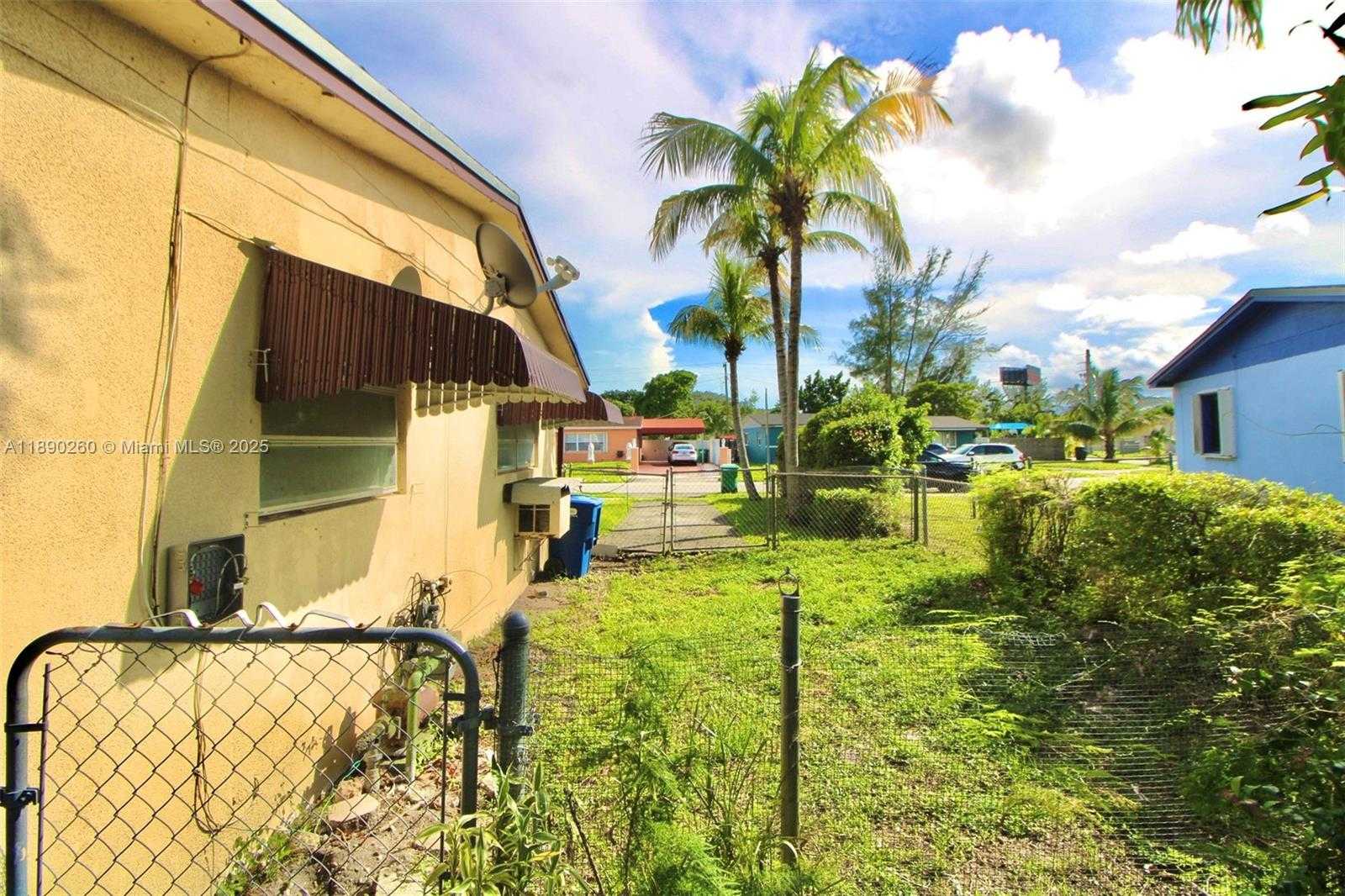 Small Image of 1265 NORTH WEST 187TH ST, Miami Gardens Number 20