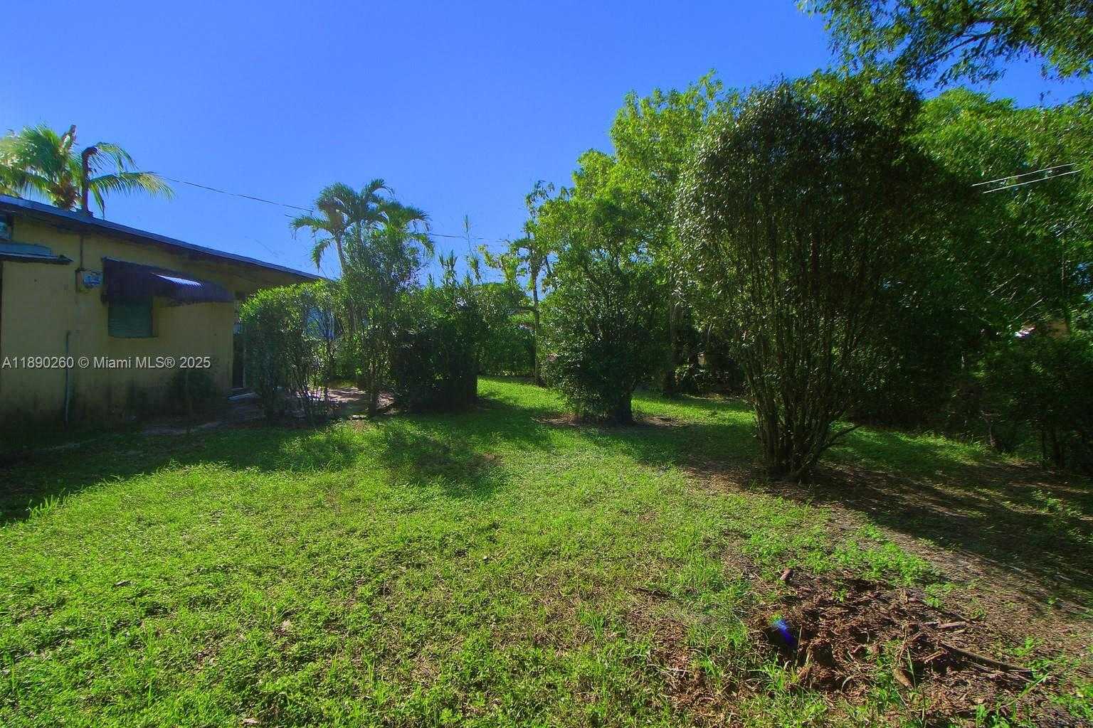 Small Image of 1265 NORTH WEST 187TH ST, Miami Gardens Number 21