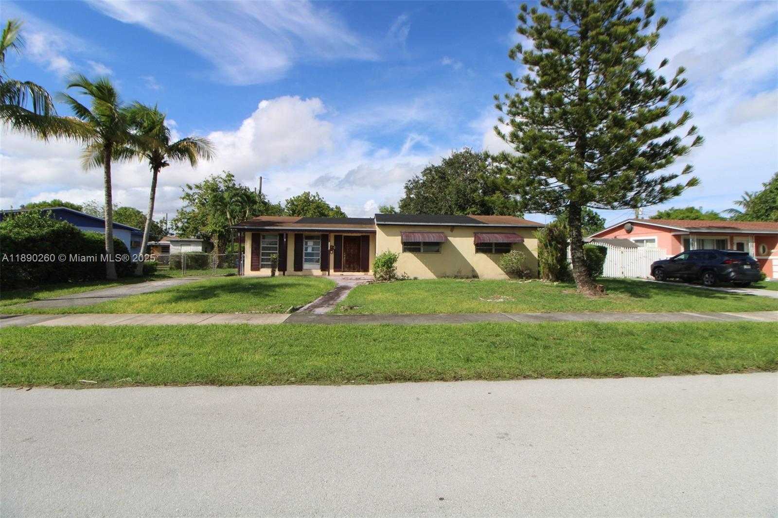 Small Image of 1265 NORTH WEST 187TH ST, Miami Gardens Number 6