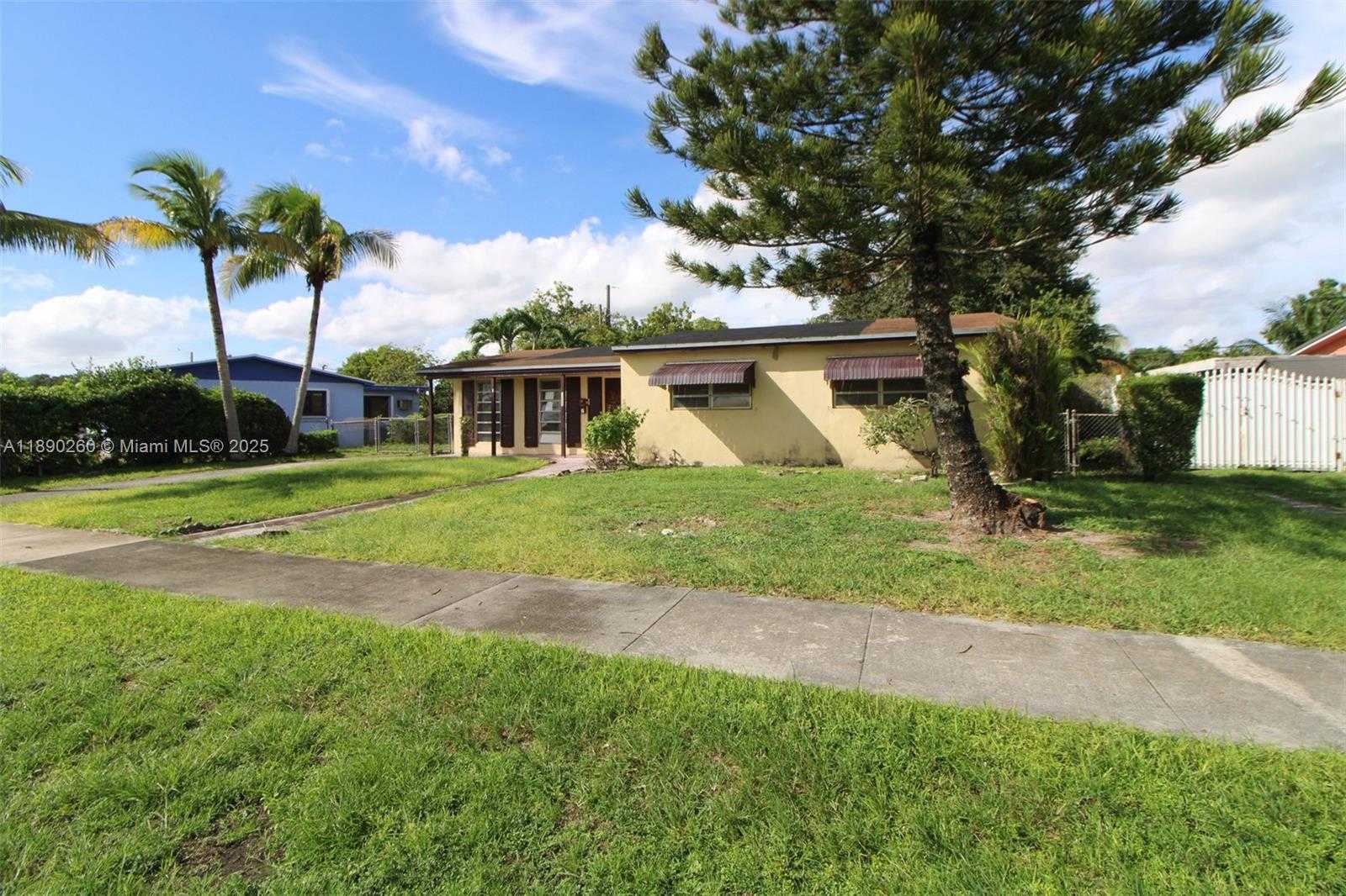 Small Image of 1265 NORTH WEST 187TH ST, Miami Gardens Number 7