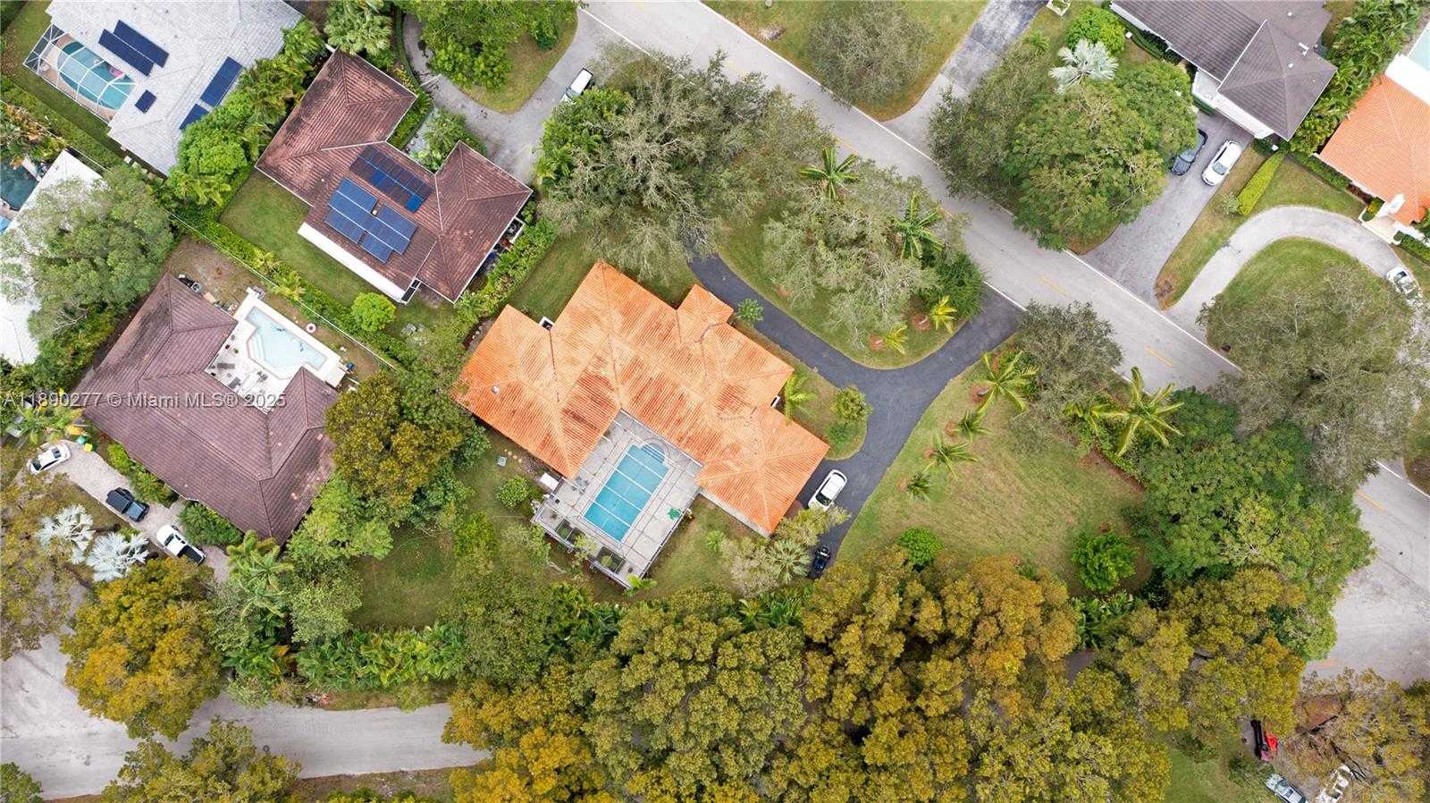 Small Image of 1211 HARDEE RD, Coral Gables Number 12