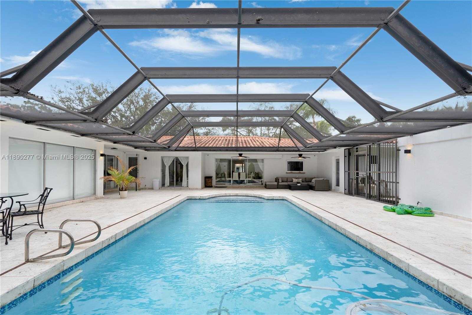 Small Image of 1211 HARDEE RD, Coral Gables Number 3