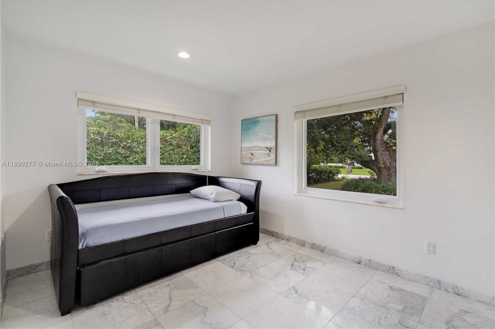 Small Image of 1211 HARDEE RD, Coral Gables Number 50