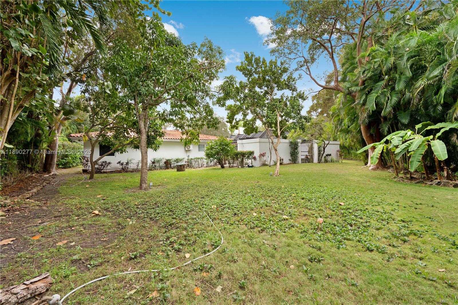 Small Image of 1211 HARDEE RD, Coral Gables Number 7