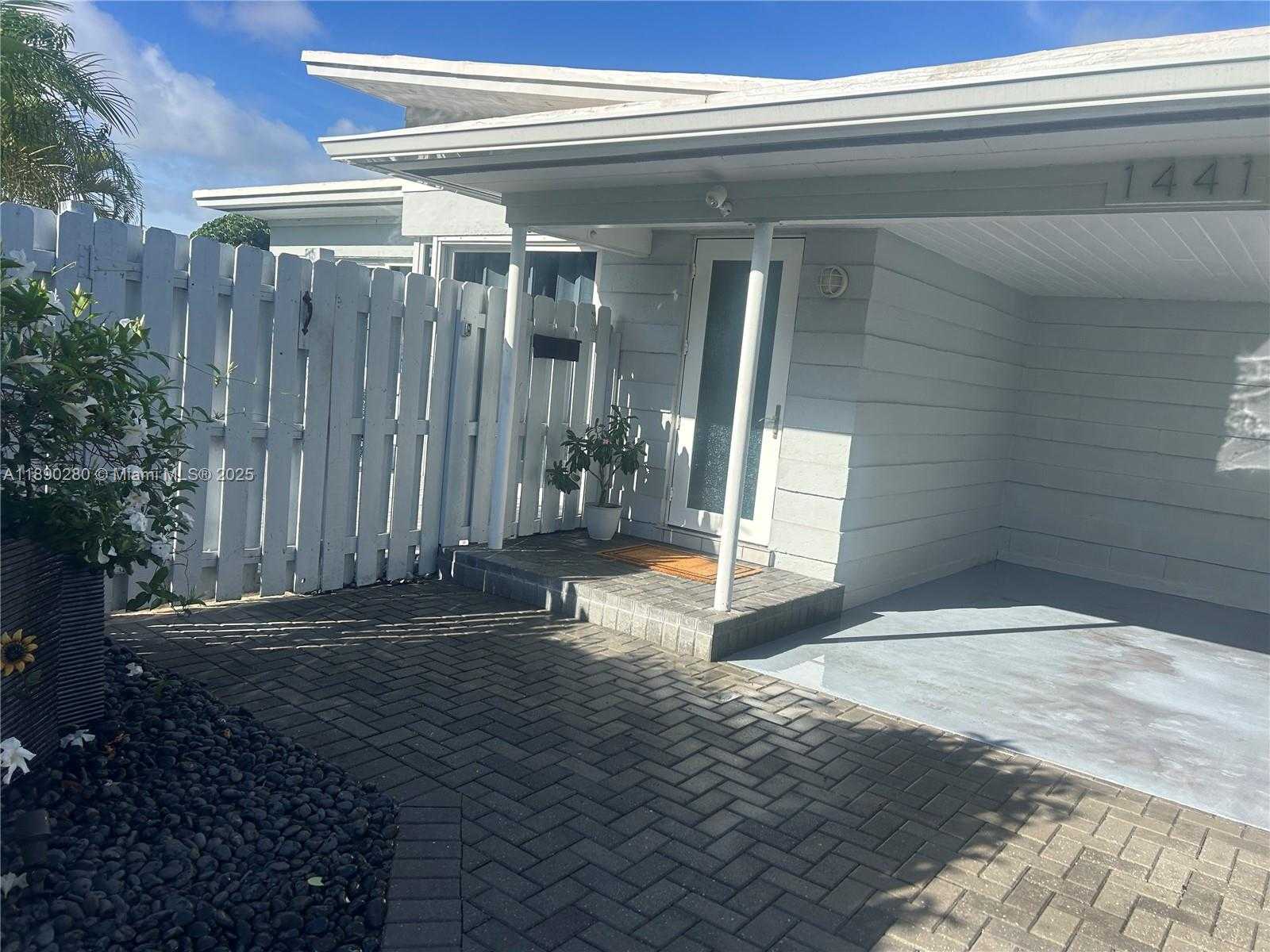 Small Image of 1441 NORTH EAST 17TH WAY, Fort Lauderdale Number 2