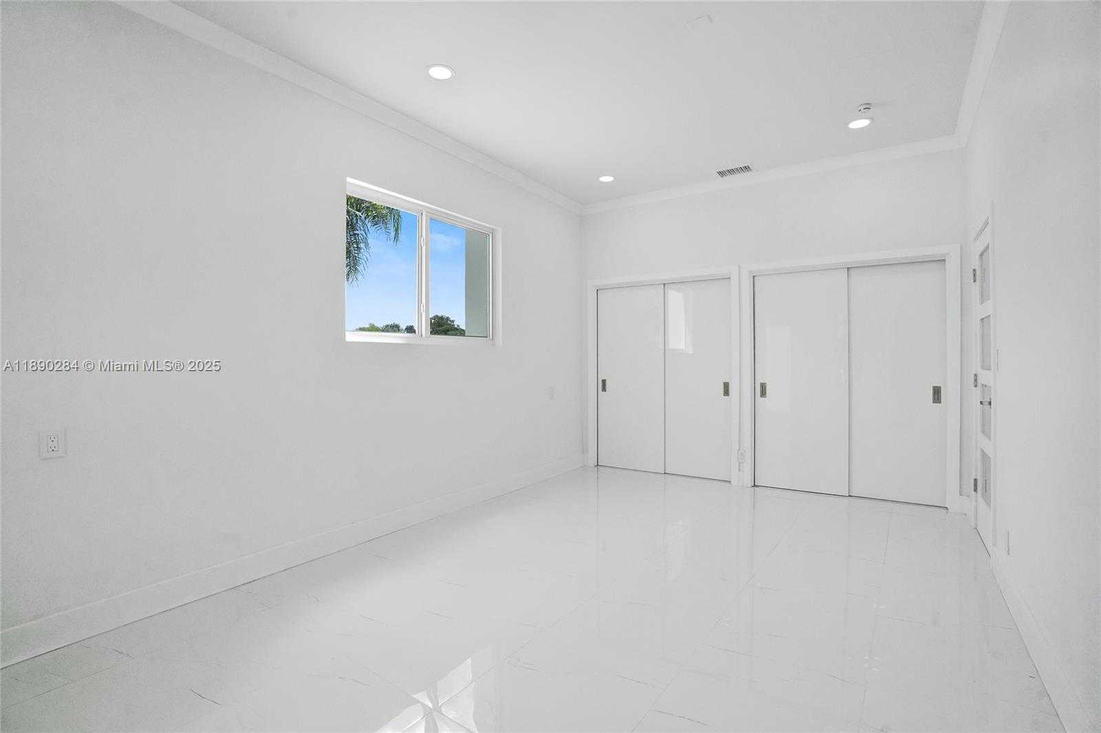Small Image of 2181 SOUTH WEST 117TH TER, Davie Number 19