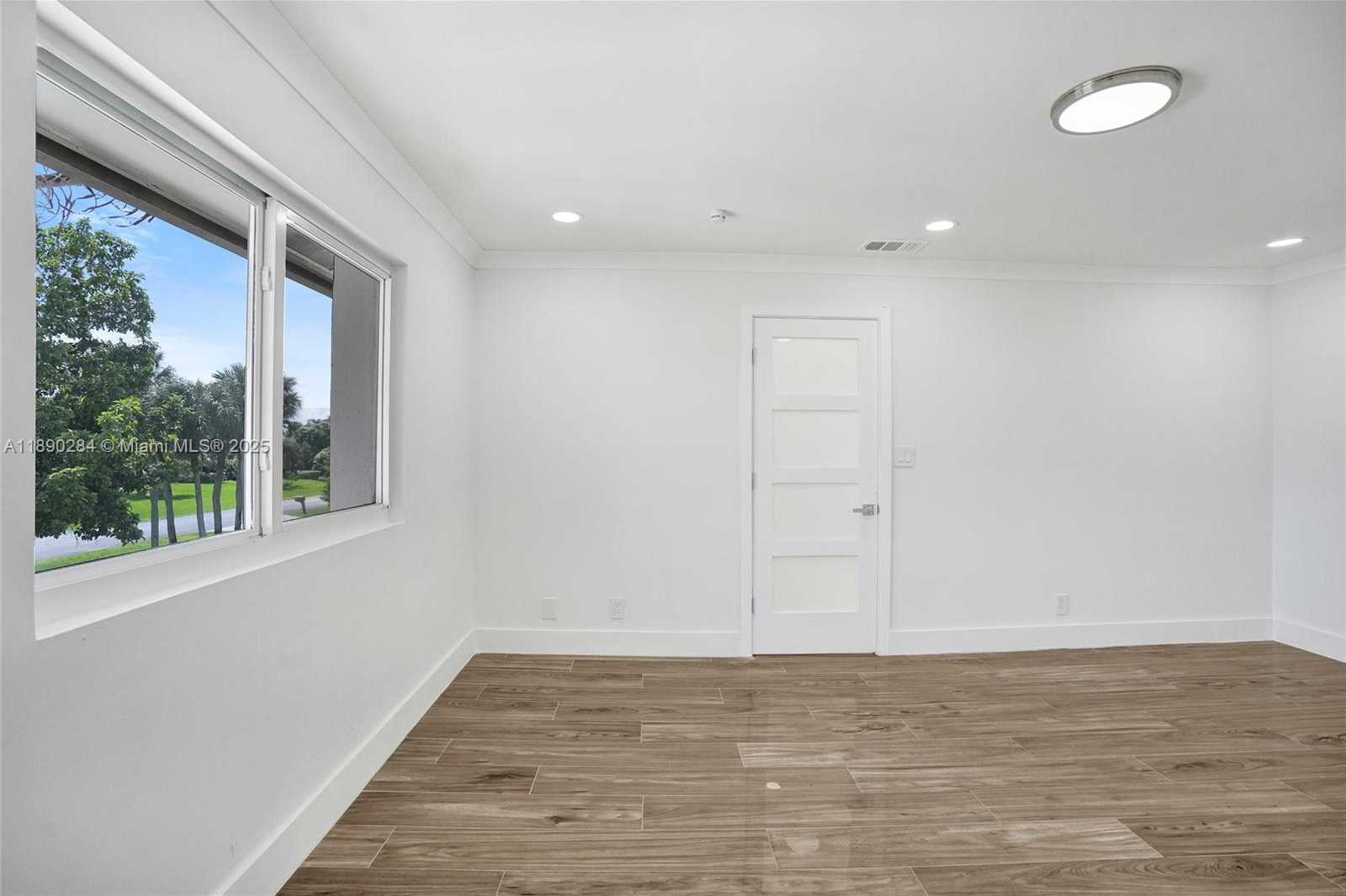 Small Image of 2181 SOUTH WEST 117TH TER, Davie Number 41