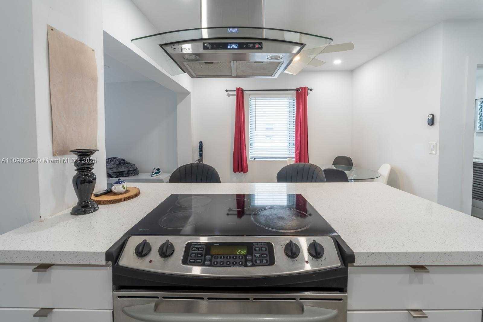 Small Image of 711 85TH ST, Miami Beach Number 17