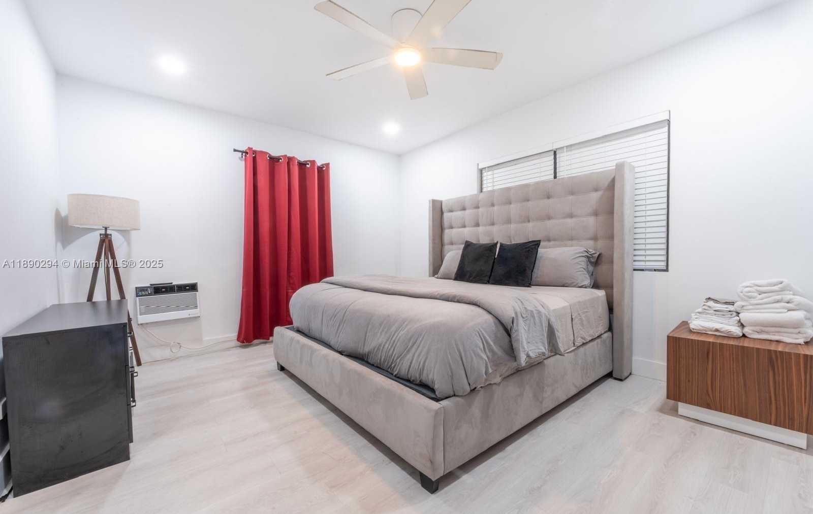 Small Image of 711 85TH ST, Miami Beach Number 5