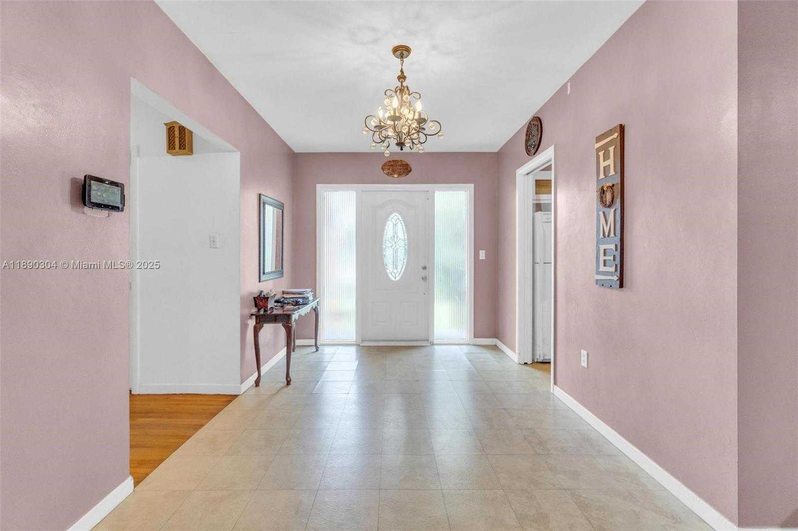 Small Image of 235 NORTH EAST 123RD ST, North Miami Number 21