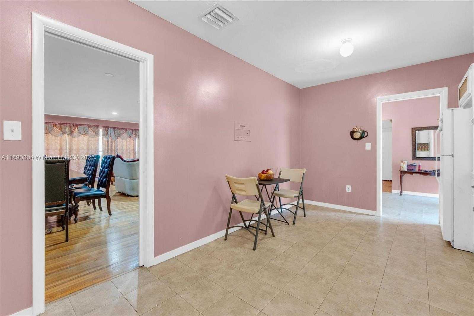 Small Image of 235 NORTH EAST 123RD ST, North Miami Number 22