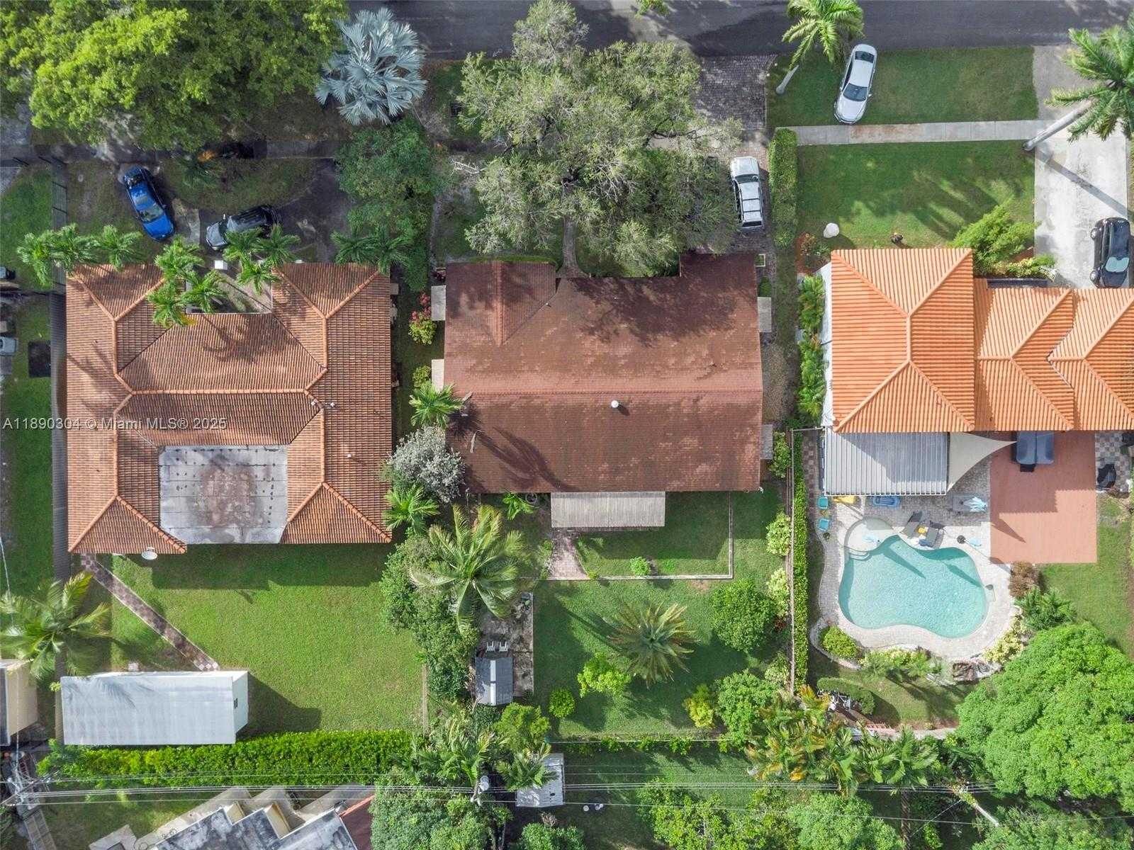 Small Image of 235 NORTH EAST 123RD ST, North Miami Number 33