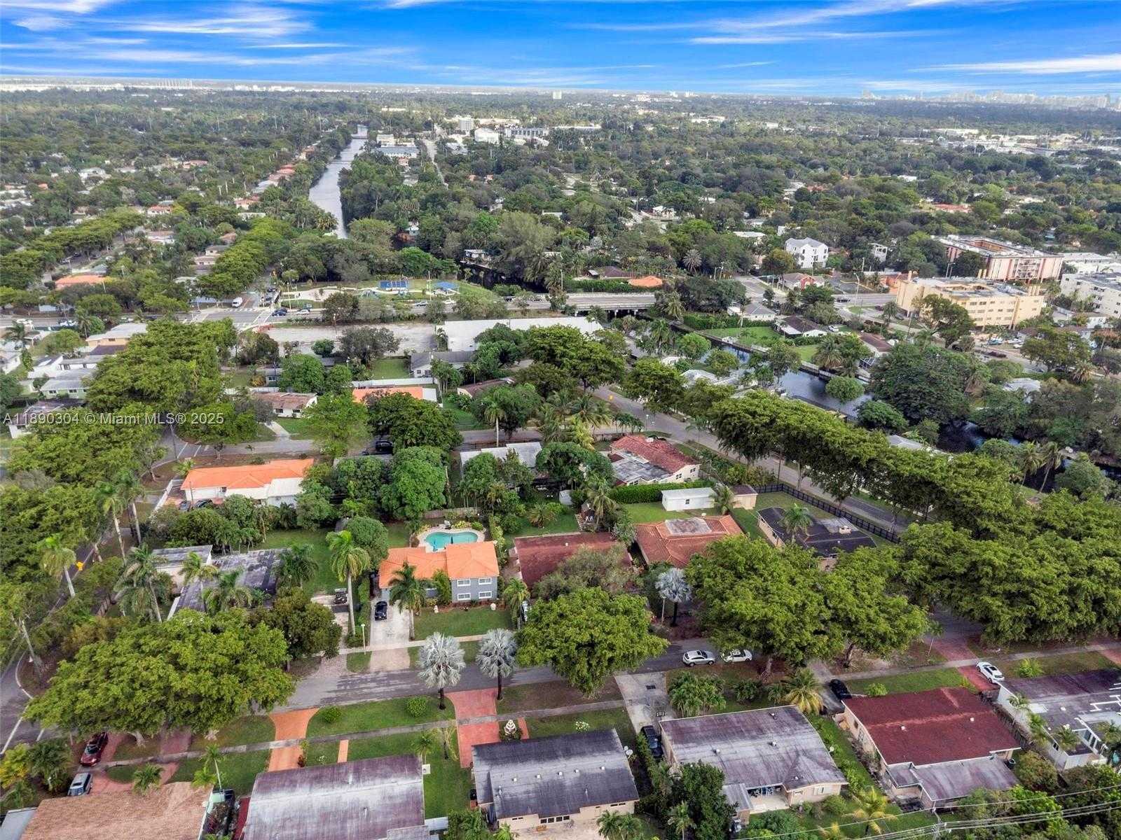 Small Image of 235 NORTH EAST 123RD ST, North Miami Number 42