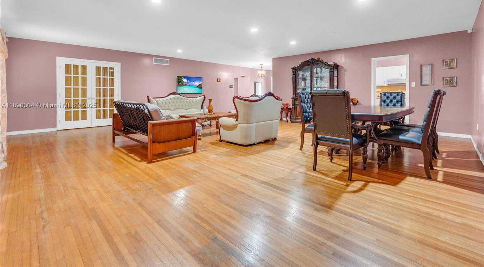 Small Image of 235 NORTH EAST 123RD ST, North Miami Number 8