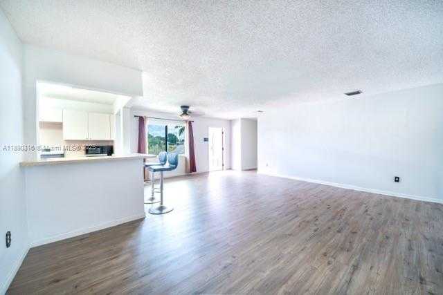 Small Image of 1220 NORTH WEST 190TH ST, Miami Gardens Number 8