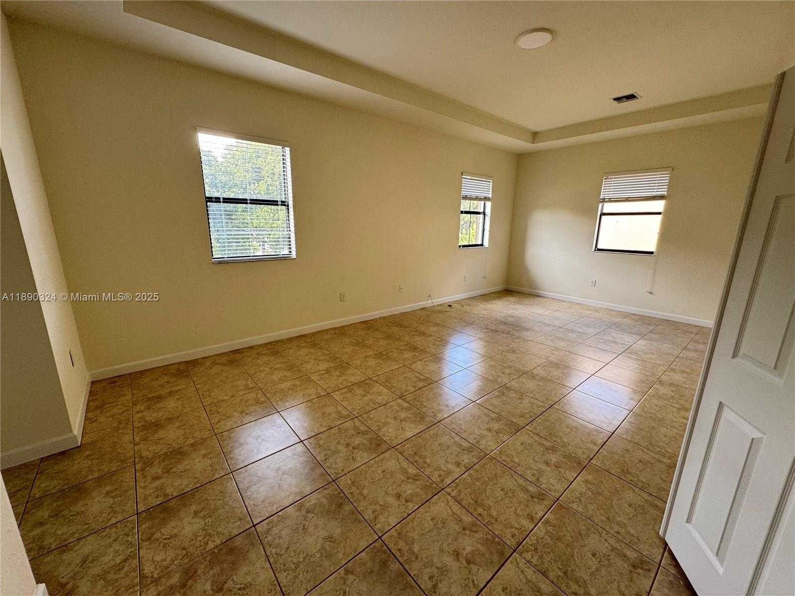 Small Image of 11291 SOUTH WEST 240TH LN, Homestead Number 11