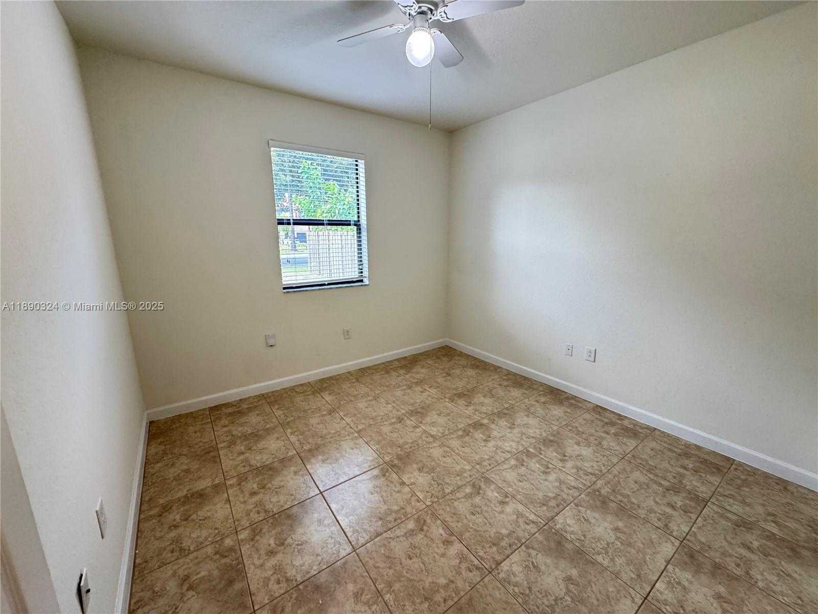 Small Image of 11291 SOUTH WEST 240TH LN, Homestead Number 6