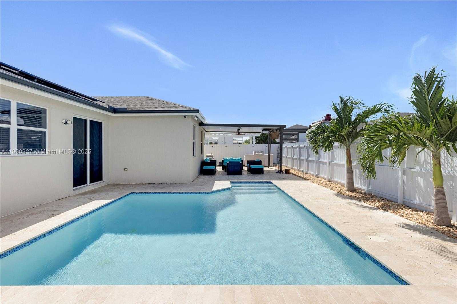 Small Image of 27526 SOUTH WEST 133RD PL, Homestead Number 2