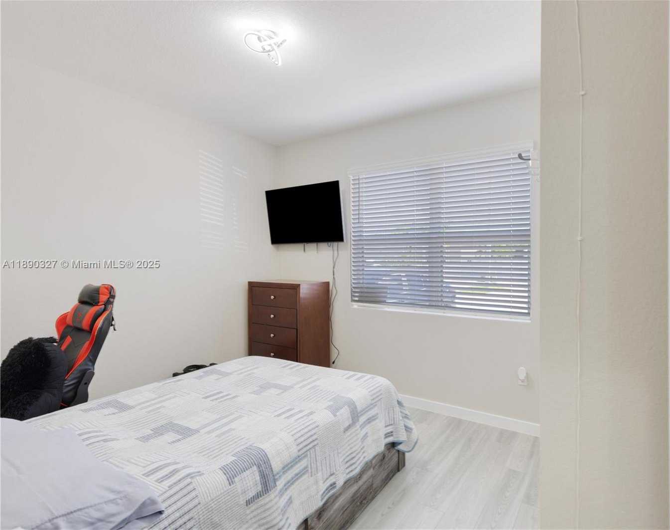 Small Image of 27526 SOUTH WEST 133RD PL, Homestead Number 24