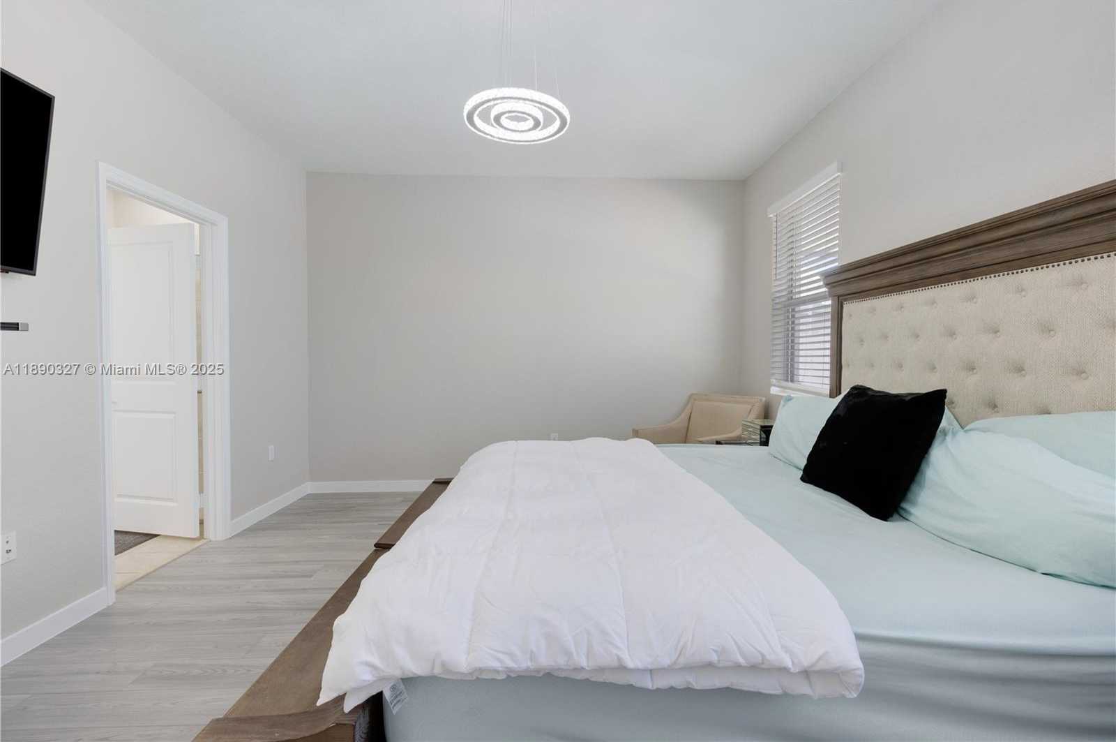 Small Image of 27526 SOUTH WEST 133RD PL, Homestead Number 28