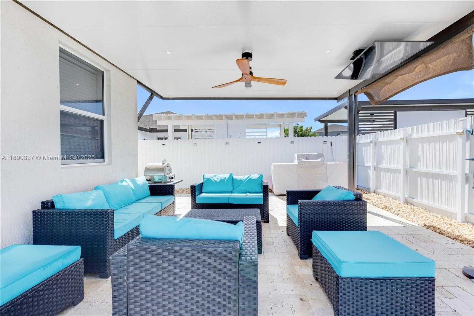Small Image of 27526 SOUTH WEST 133RD PL, Homestead Number 44