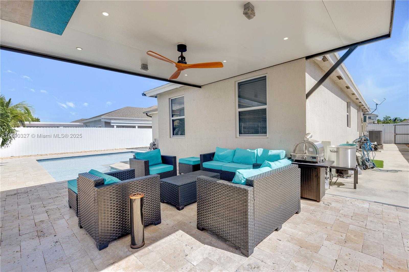 Small Image of 27526 SOUTH WEST 133RD PL, Homestead Number 46