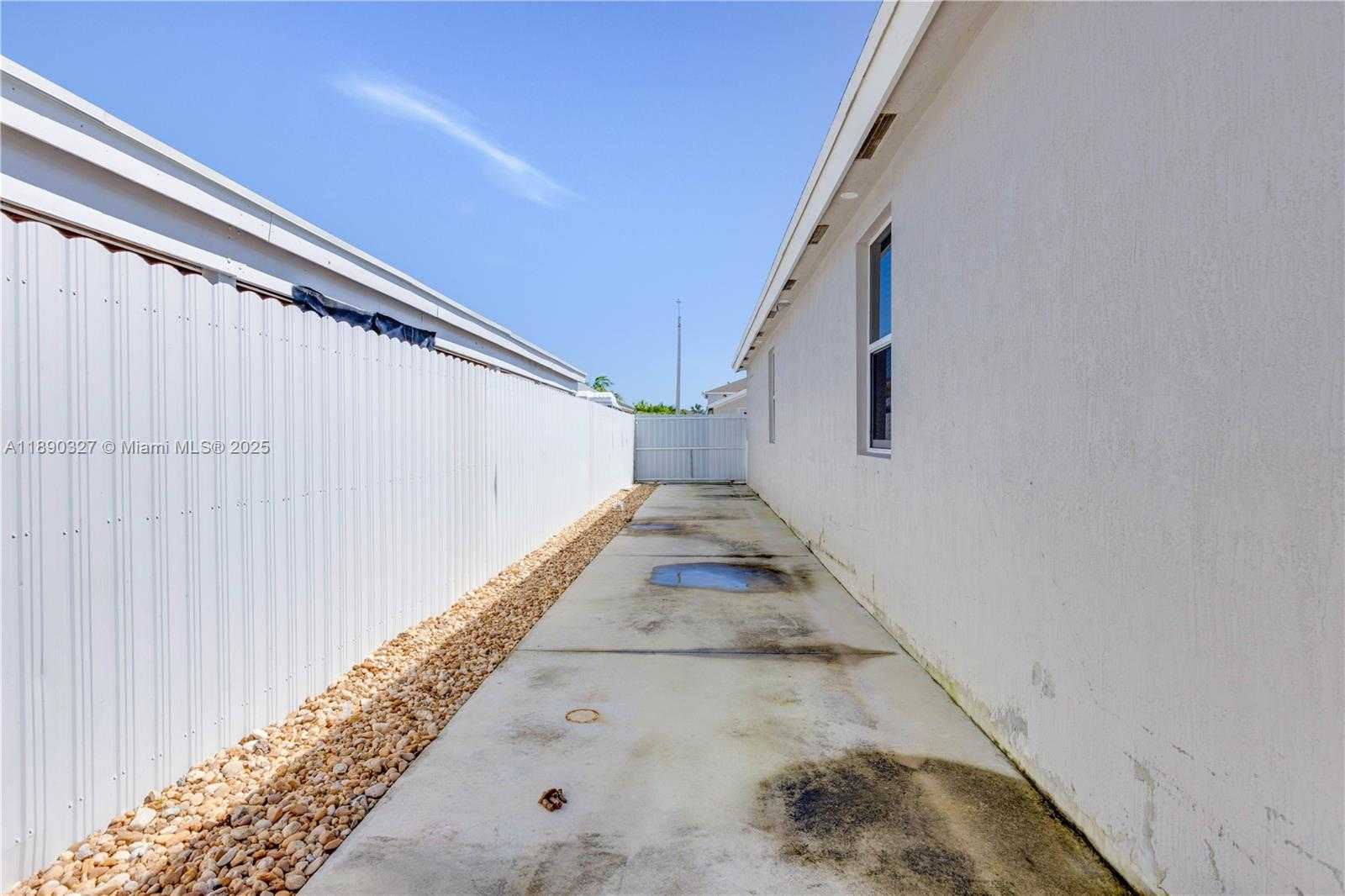 Small Image of 27526 SOUTH WEST 133RD PL, Homestead Number 51