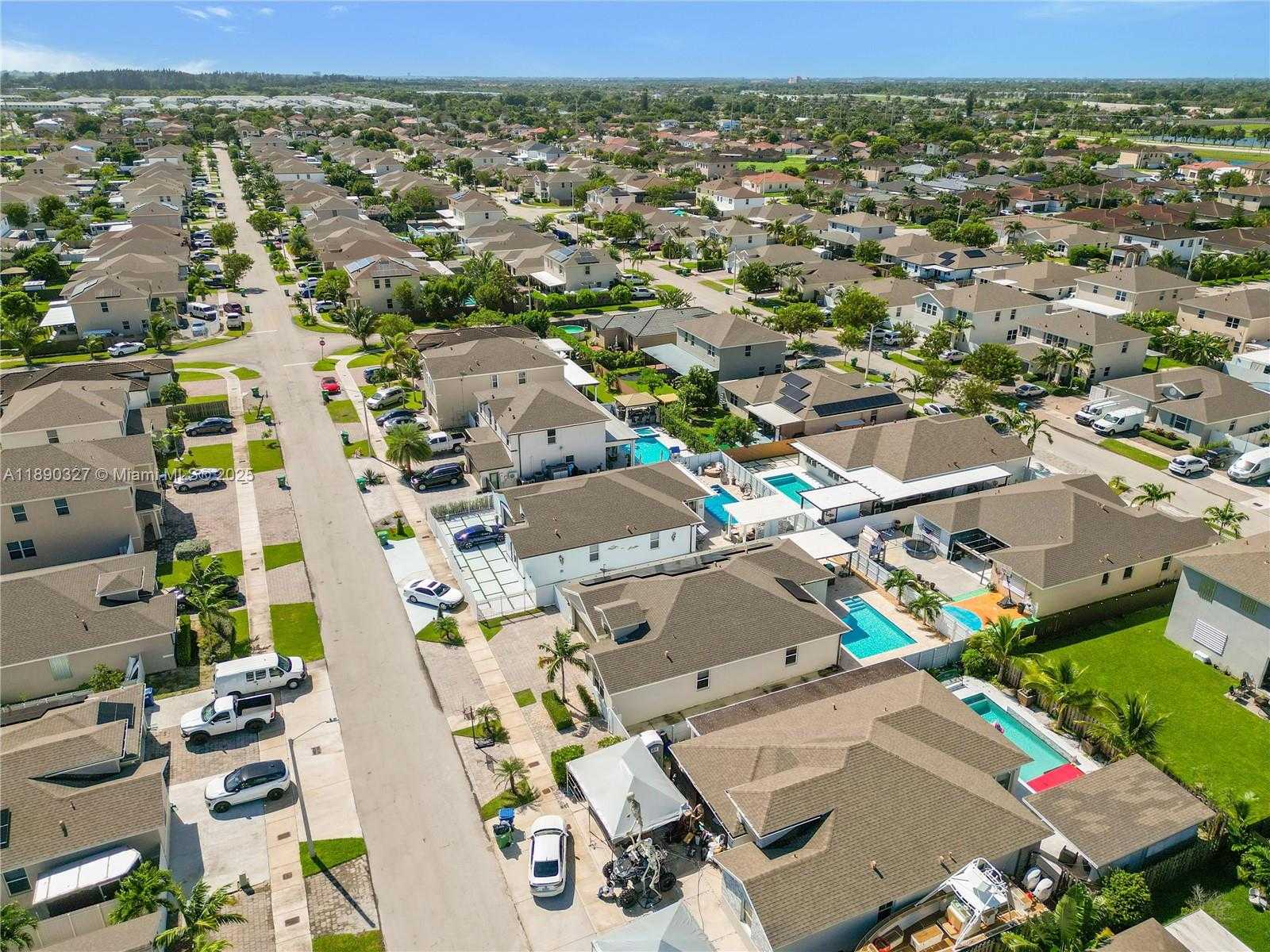 Small Image of 27526 SOUTH WEST 133RD PL, Homestead Number 60