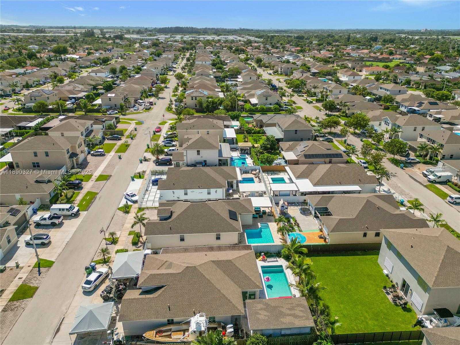 Small Image of 27526 SOUTH WEST 133RD PL, Homestead Number 62