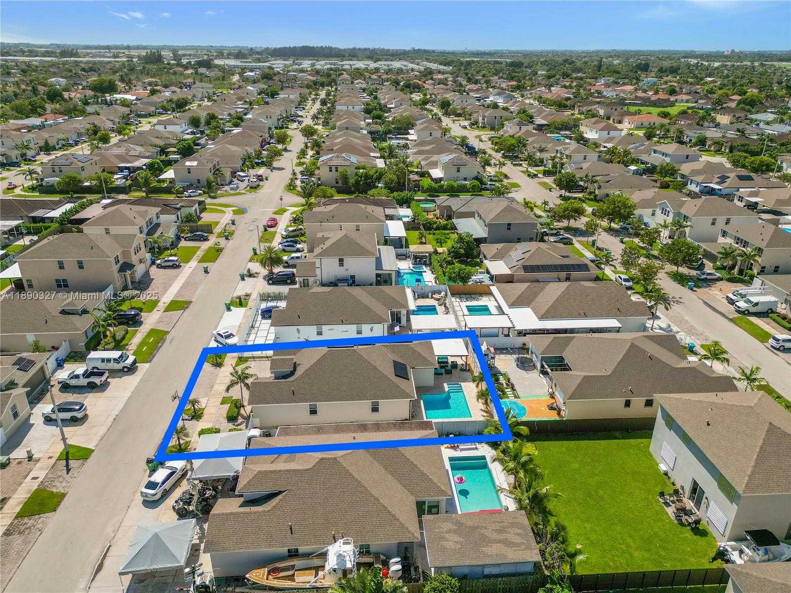 Small Image of 27526 SOUTH WEST 133RD PL, Homestead Number 63