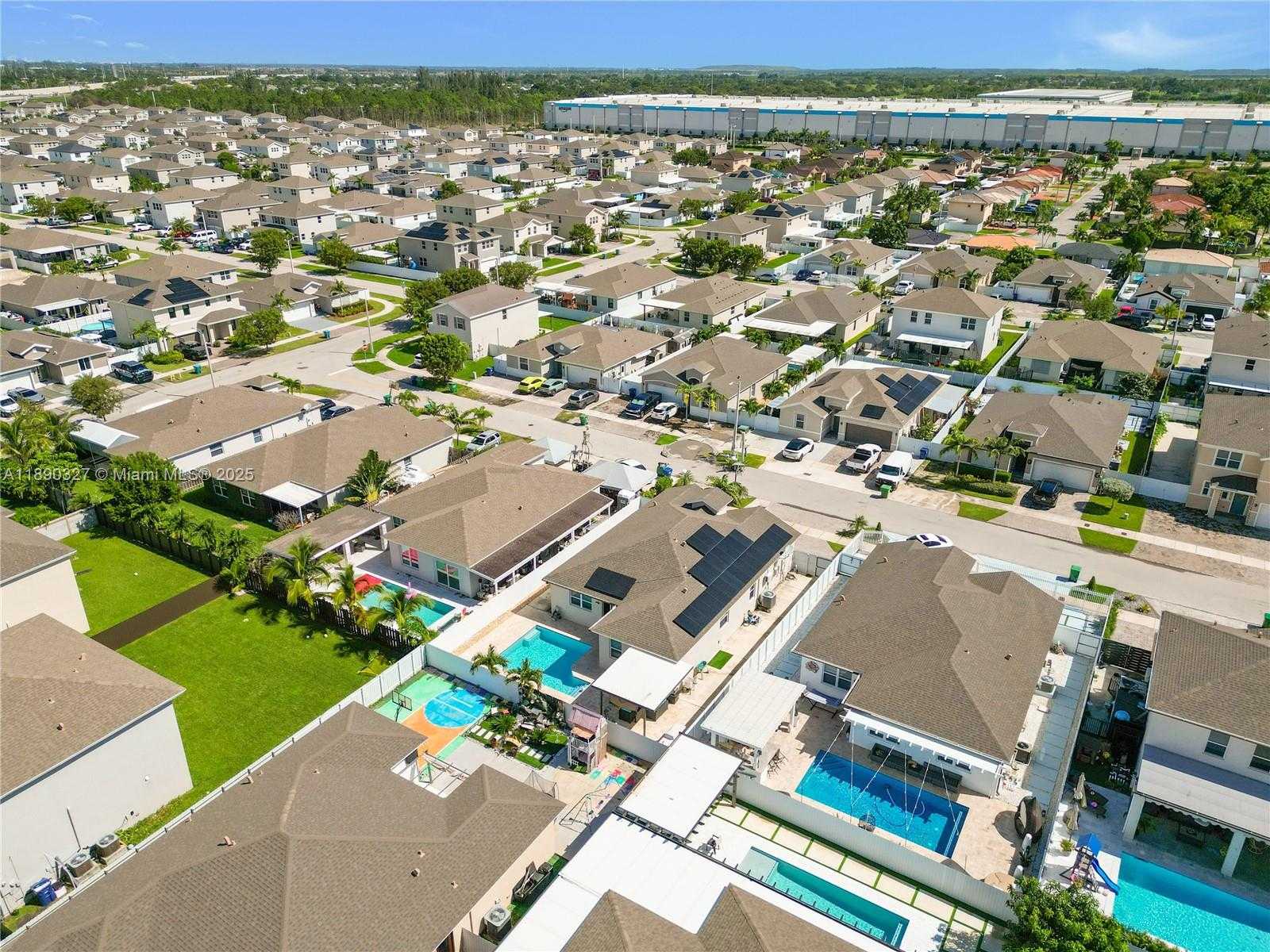 Small Image of 27526 SOUTH WEST 133RD PL, Homestead Number 68