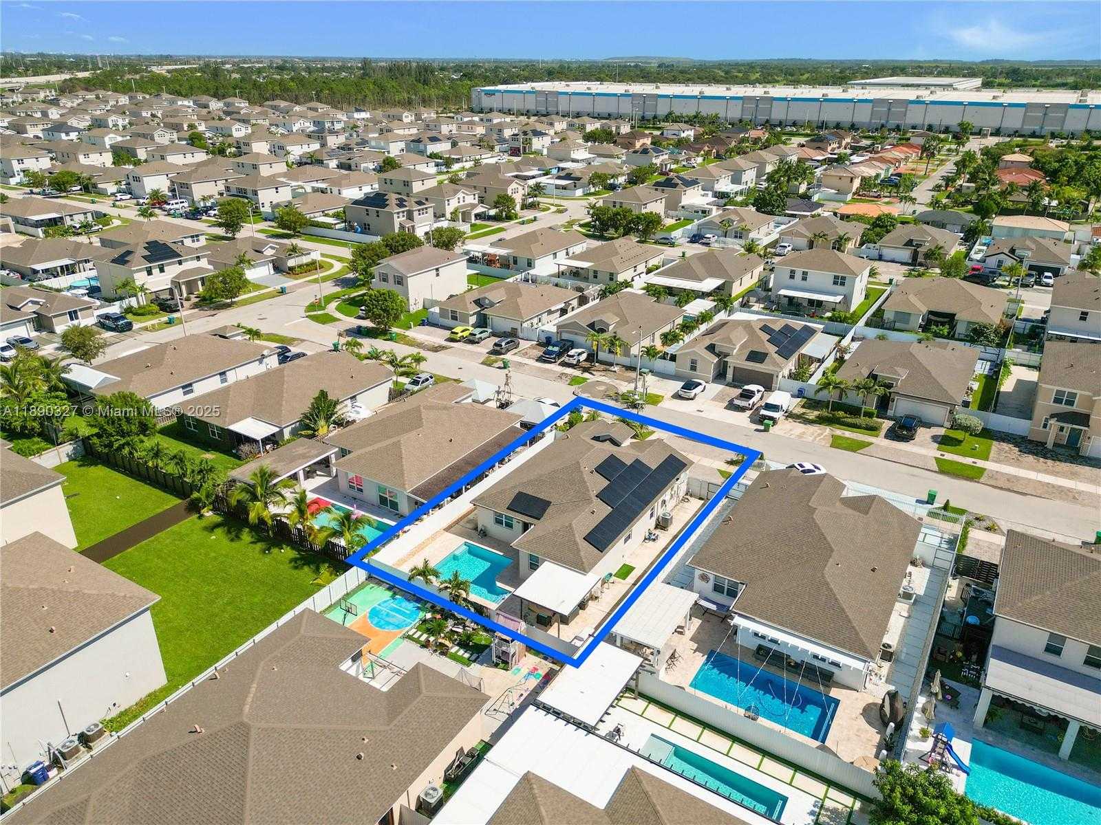 Small Image of 27526 SOUTH WEST 133RD PL, Homestead Number 69