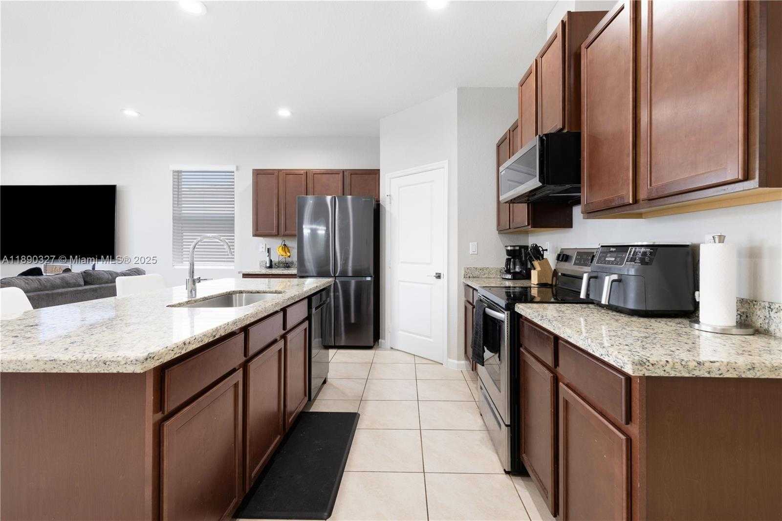 Small Image of 27526 SOUTH WEST 133RD PL, Homestead Number 7