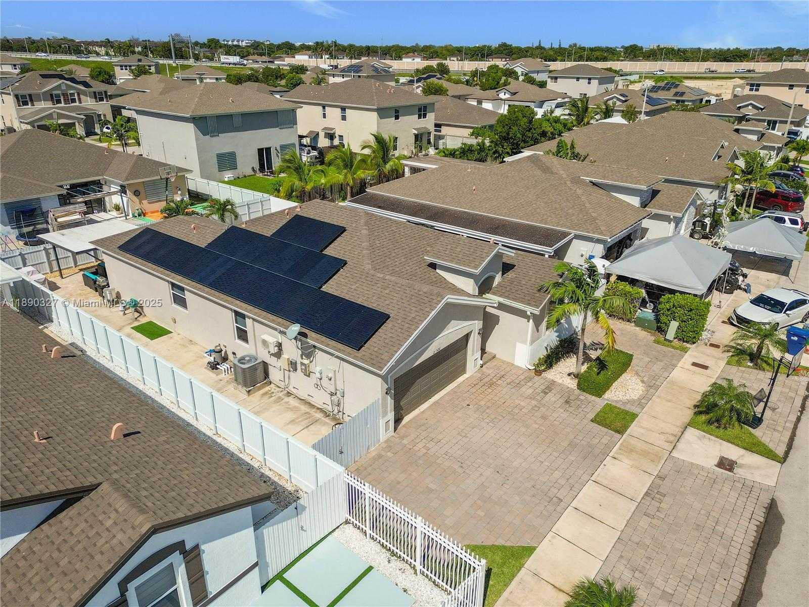 Small Image of 27526 SOUTH WEST 133RD PL, Homestead Number 75