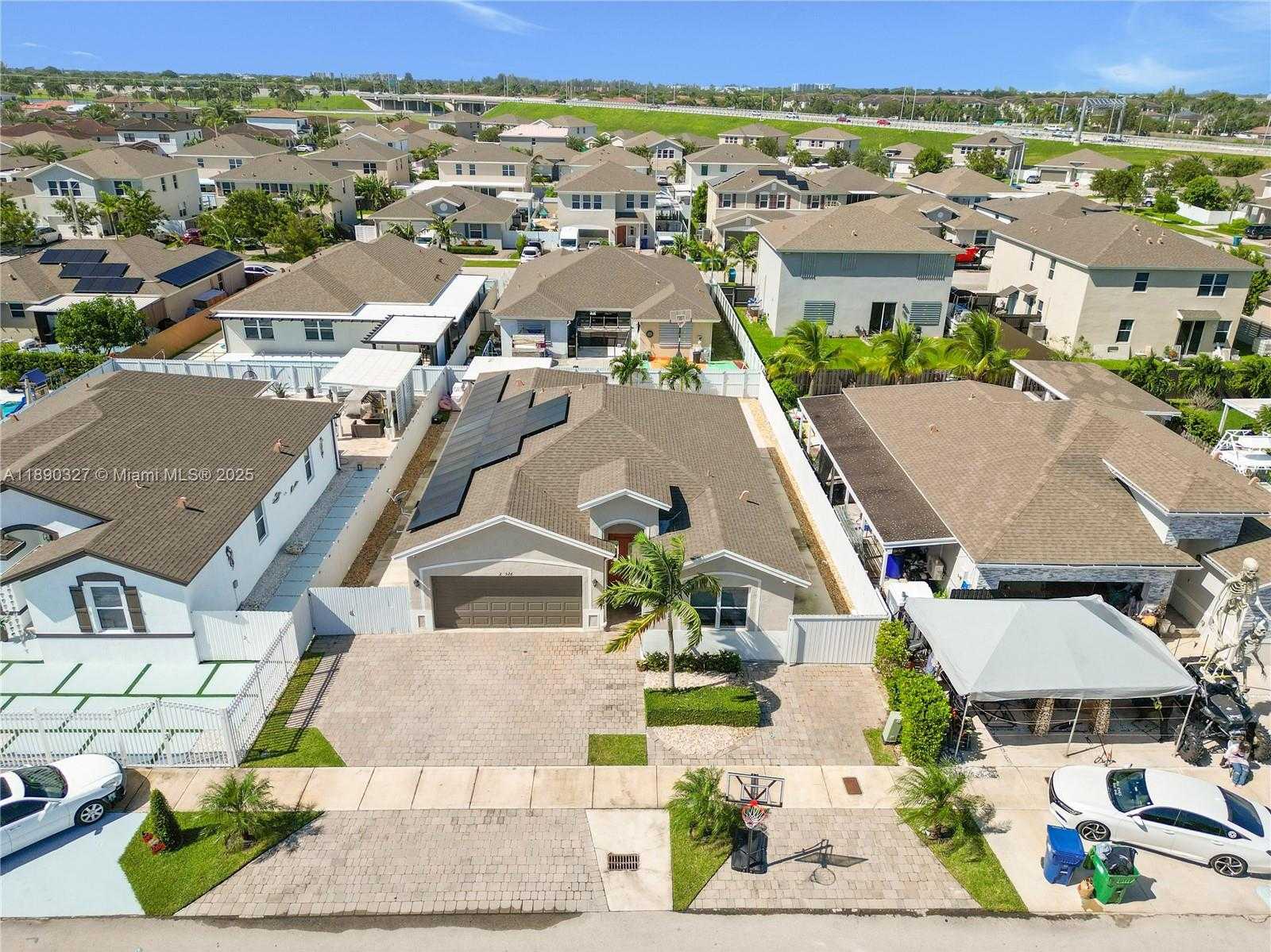 Small Image of 27526 SOUTH WEST 133RD PL, Homestead Number 78