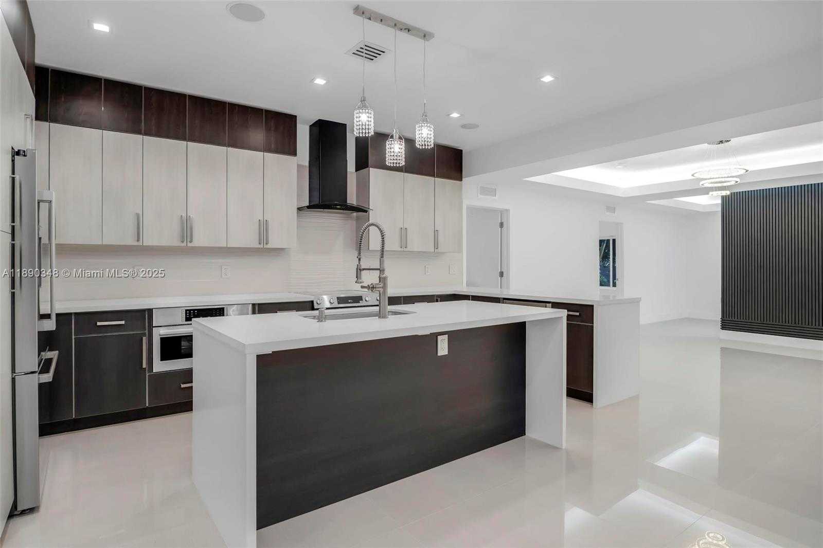 Small Image of 3000 SOUTH WEST 20TH ST, Miami Number 14
