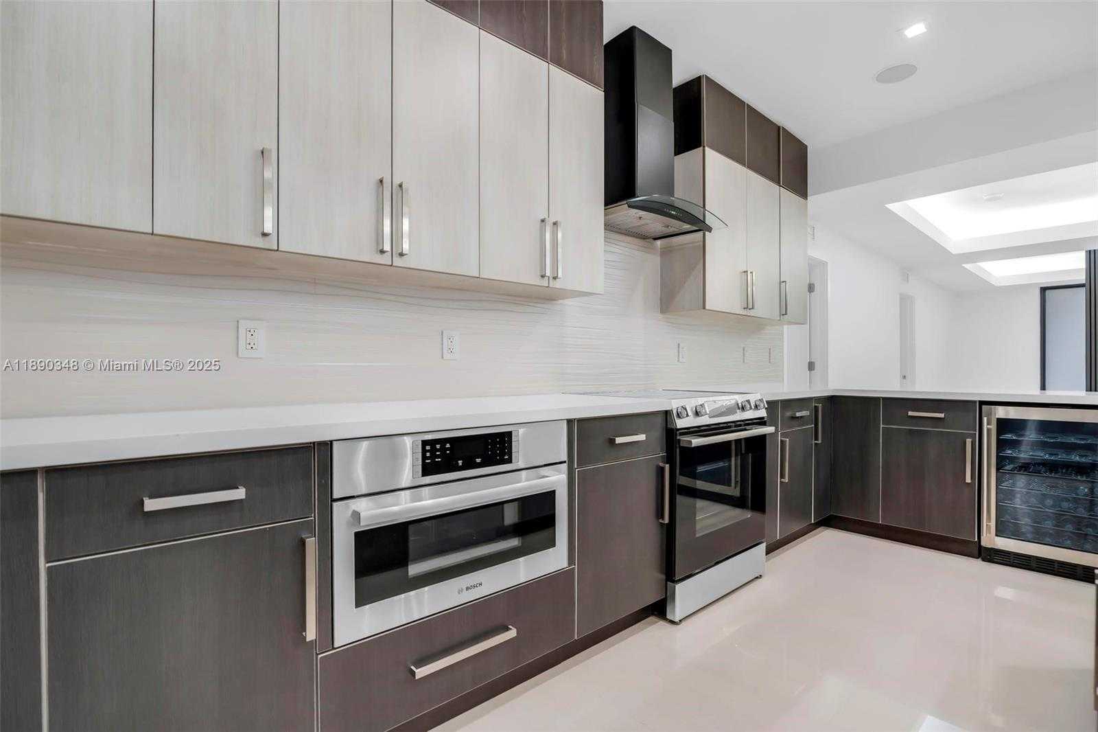 Small Image of 3000 SOUTH WEST 20TH ST, Miami Number 18