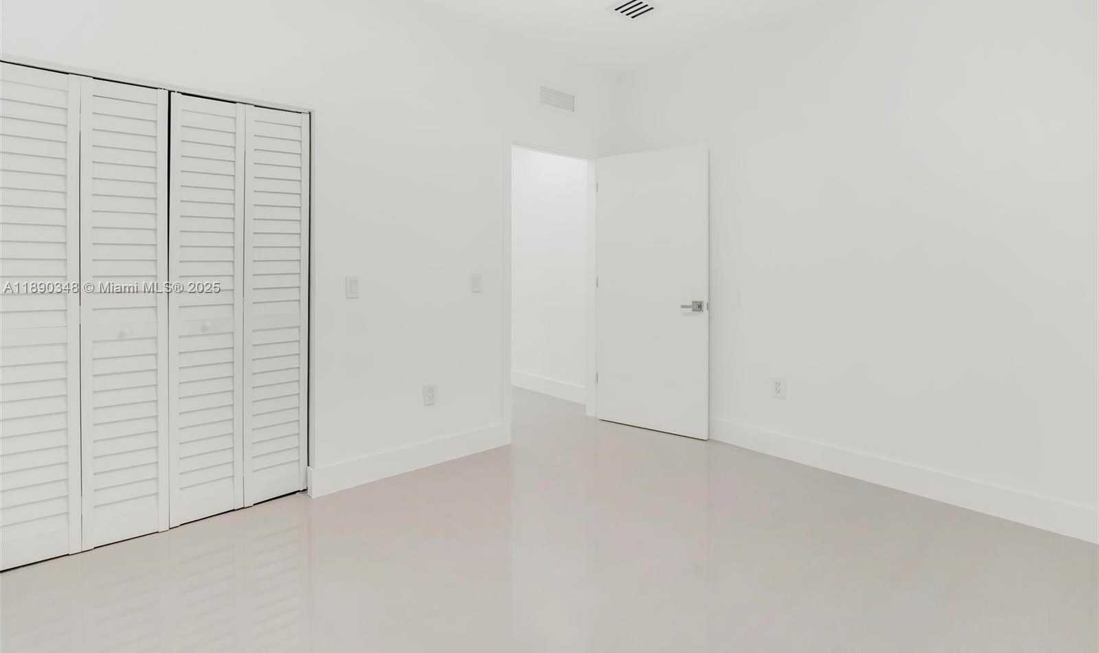 Small Image of 3000 SOUTH WEST 20TH ST, Miami Number 22