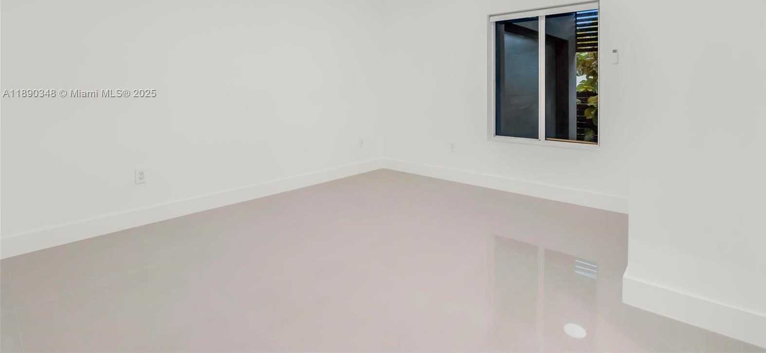 Small Image of 3000 SOUTH WEST 20TH ST, Miami Number 23
