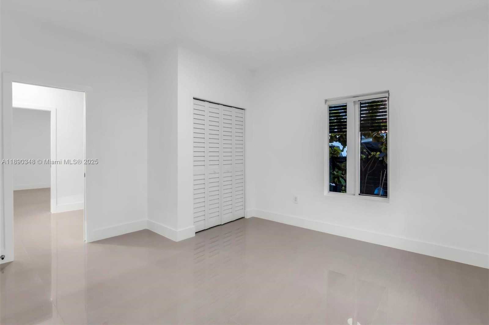 Small Image of 3000 SOUTH WEST 20TH ST, Miami Number 31