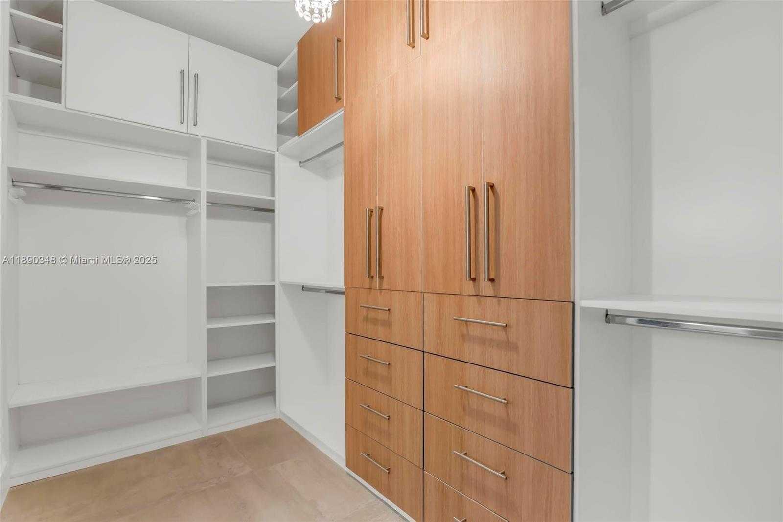 Small Image of 3000 SOUTH WEST 20TH ST, Miami Number 41