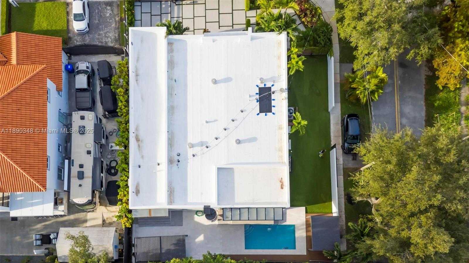 Small Image of 3000 SOUTH WEST 20TH ST, Miami Number 58