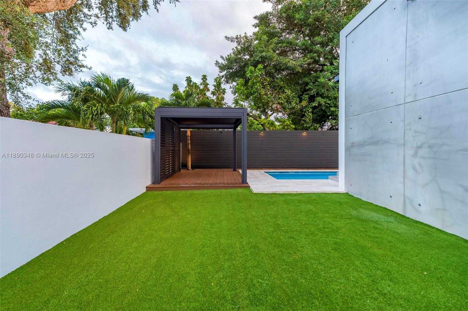 Small Image of 3000 SOUTH WEST 20TH ST, Miami Number 68