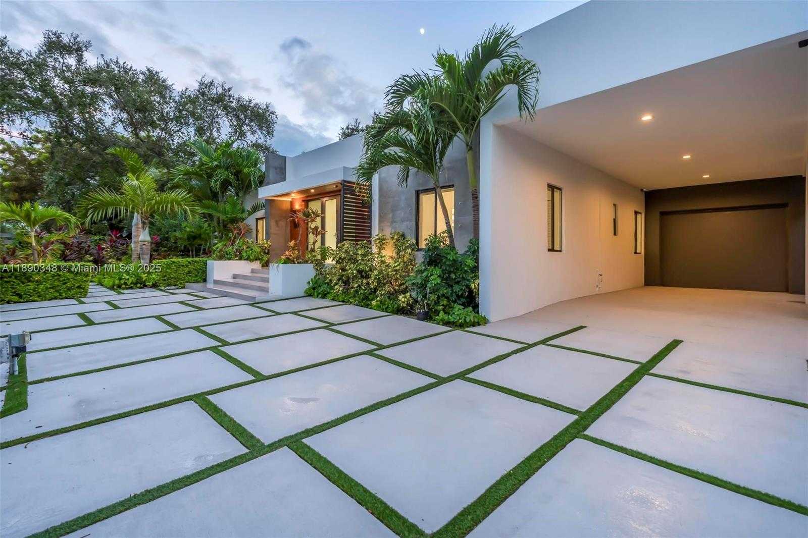Small Image of 3000 SOUTH WEST 20TH ST, Miami Number 80