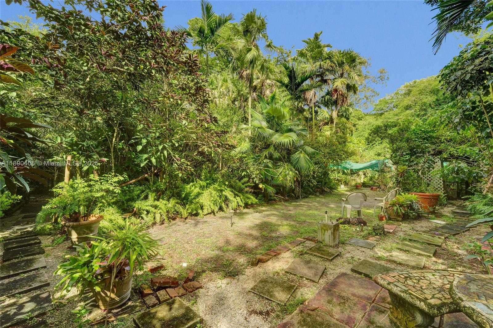 Small Image of 332 BAYBERRY DR, Plantation Number 13