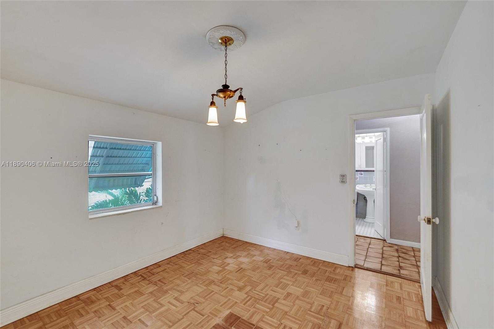 Small Image of 332 BAYBERRY DR, Plantation Number 26