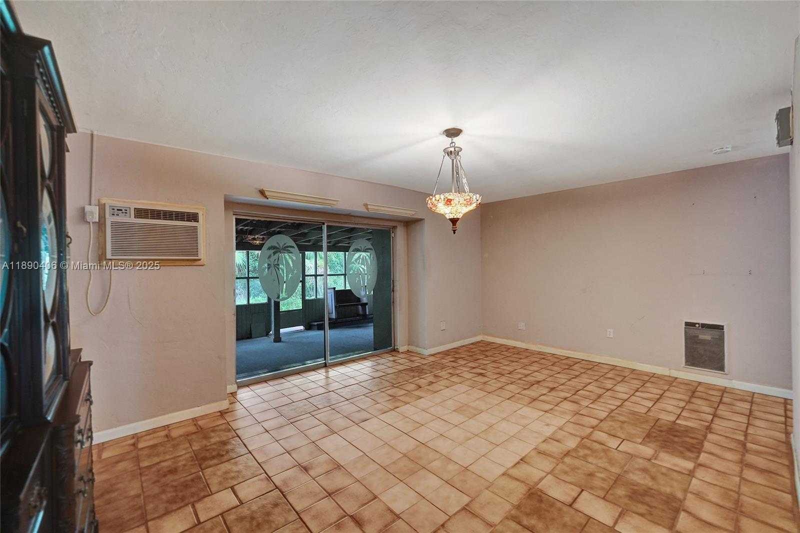 Small Image of 332 BAYBERRY DR, Plantation Number 37
