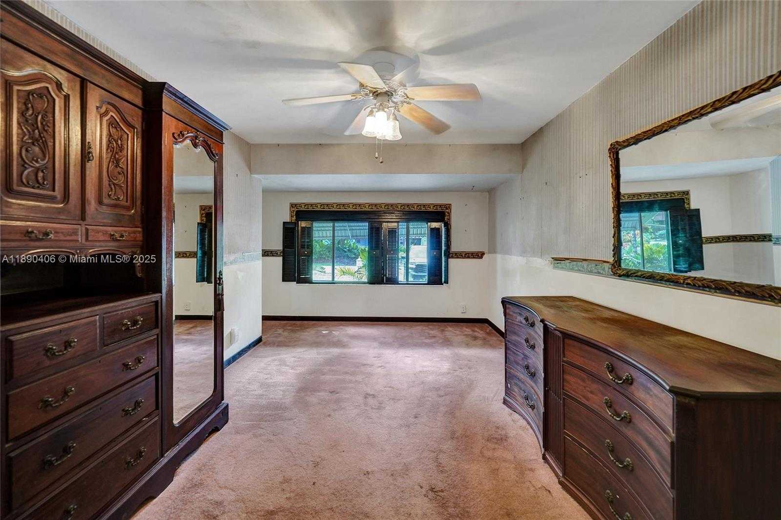 Small Image of 332 BAYBERRY DR, Plantation Number 41